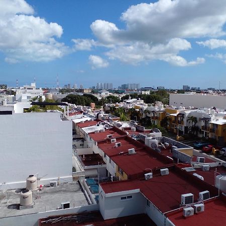 Appartamento Torre Yax-Che Urban Center Cancún Esterno foto